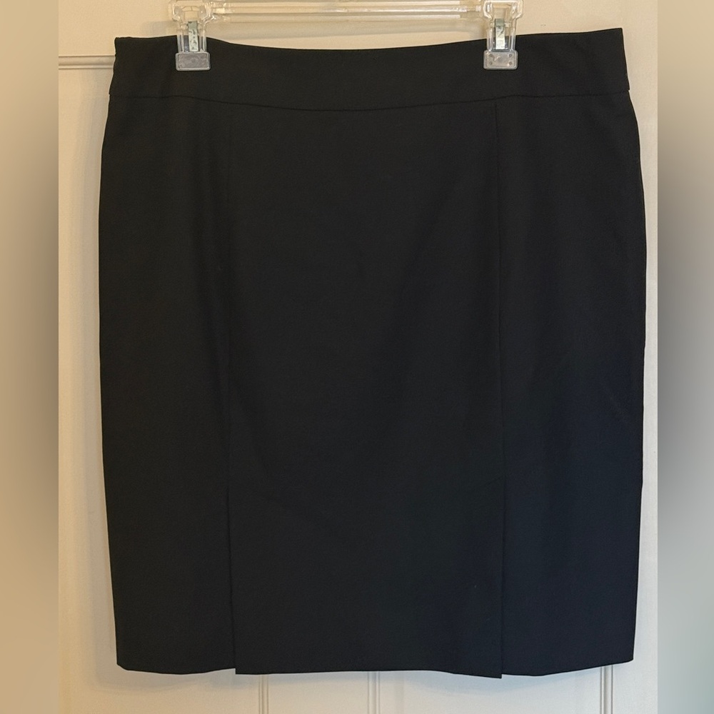 LOFT Classic Black Pencil Skirt